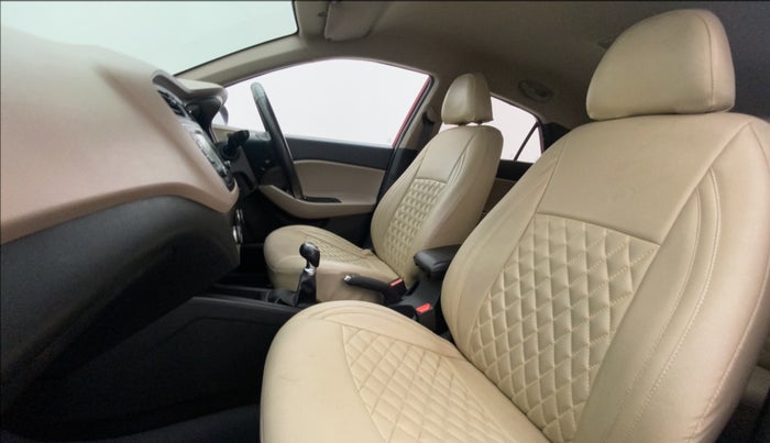 2017 Hyundai Elite i20 ASTA 1.2 (O), Petrol, Manual, 39,781 km, Right Side Front Door Cabin