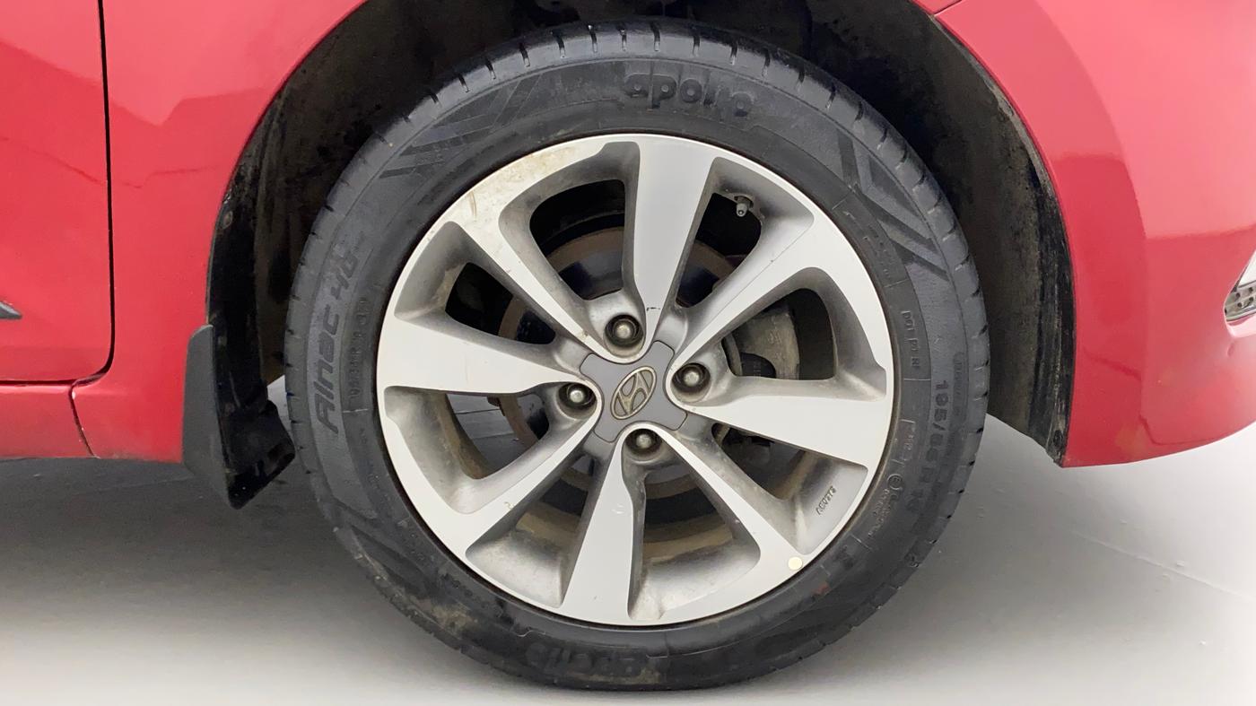 2017 Hyundai Elite i20 ASTA 1.2 (O), Petrol, Manual, 39,781 km, Right Front Wheel