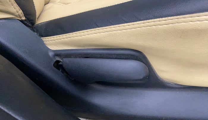 2014 Maruti Swift VDI, Diesel, Manual, 1,38,153 km, Driver Side Adjustment Panel