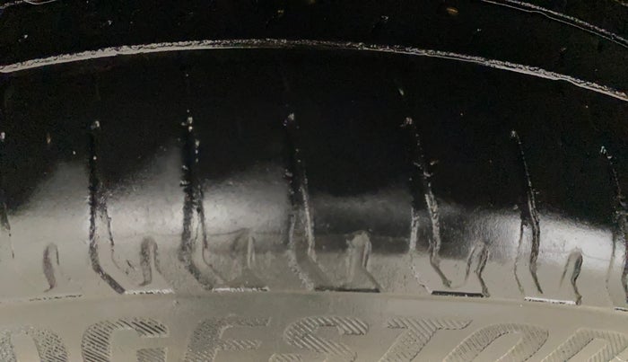 2014 Maruti Swift VDI, Diesel, Manual, 1,38,153 km, Right Rear Tyre Tread