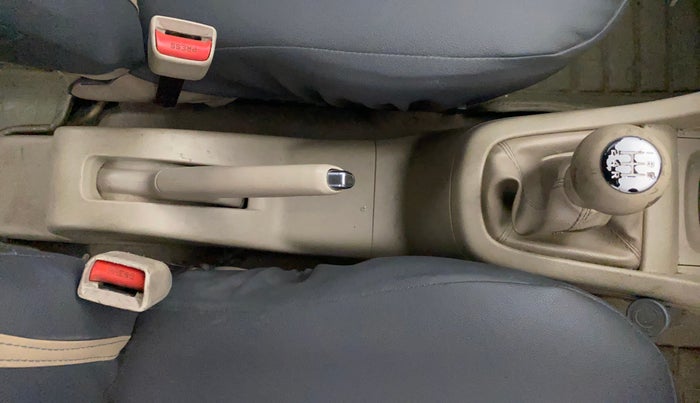 2017 Maruti Ertiga VXI, Petrol, Manual, 75,137 km, Gear Lever