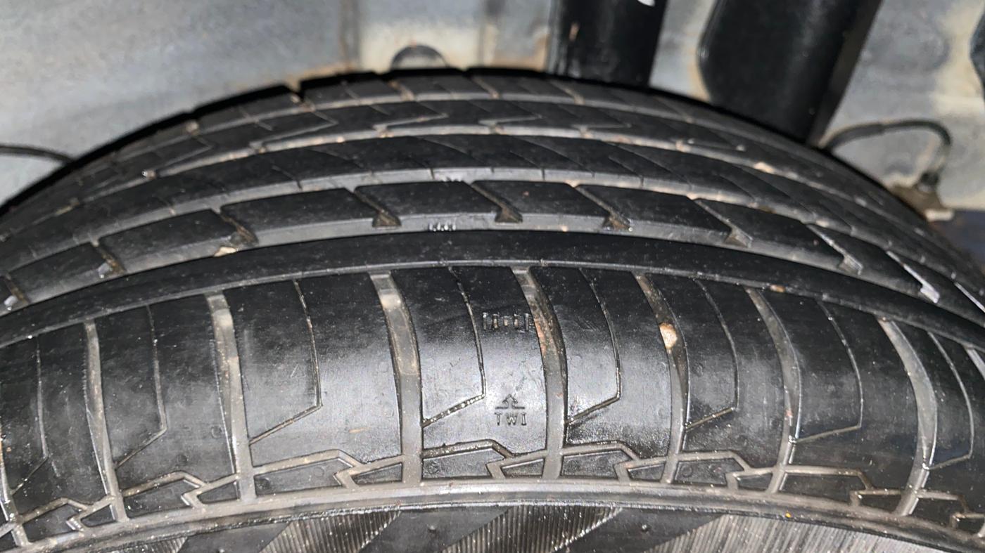 2021 KIA SONET HTE 1.5, Diesel, Manual, 88,138 km, Left Rear Tyre Tread