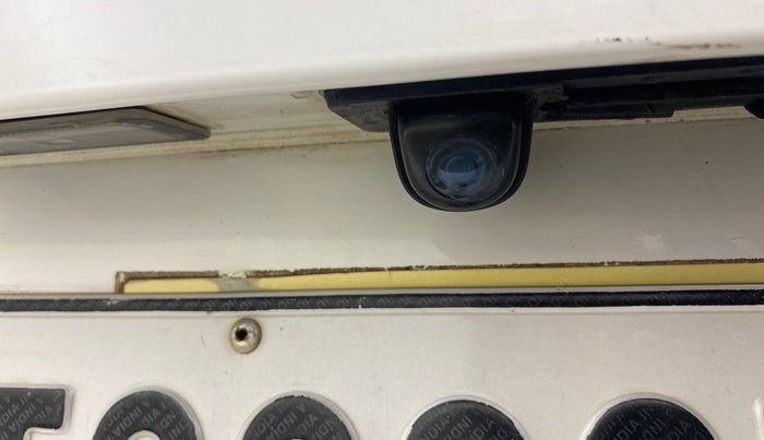 2019 Hyundai Verna 1.6 VTVT SX, Petrol, Manual, 1,30,233 km, Parking Camera