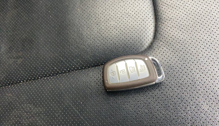 2020 Hyundai Creta SX (O) 1.4 TURBO DCT, Petrol, Automatic, 77,456 km, Key Close Up