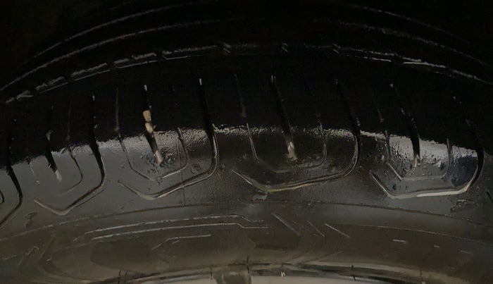 2024 Tata NEXON Creative 1.5 Revotorq 6MT Dark Edition, Diesel, Manual, 20,886 km, Left Front Tyre Tread