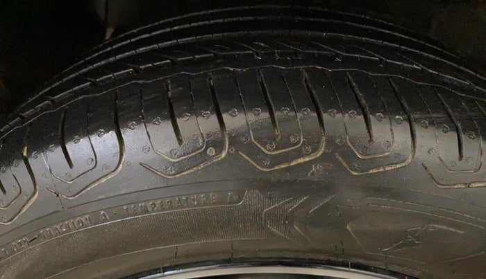 2024 Tata NEXON Creative 1.5 Revotorq 6MT Dark Edition, Diesel, Manual, 20,886 km, Right Rear Tyre Tread