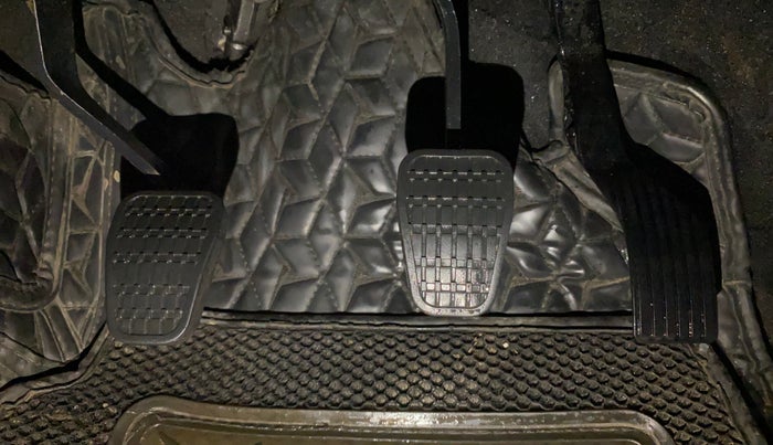 2024 Tata NEXON Creative 1.5 Revotorq 6MT Dark Edition, Diesel, Manual, 20,886 km, Pedals