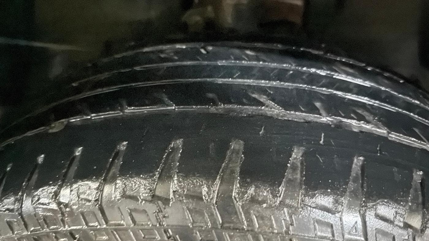 2018 Jeep Compass SPORT 1.4 PETROL, Petrol, Manual, 70,543 km, Right Front Tyre Tread