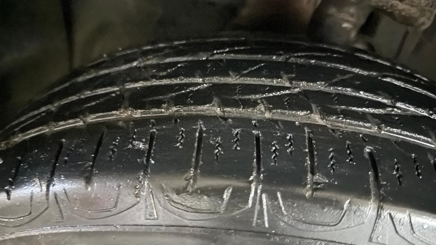 2018 Jeep Compass SPORT 1.4 PETROL, Petrol, Manual, 70,543 km, Left Front Tyre Tread
