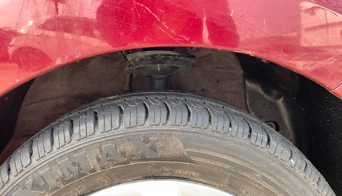 2016 Hyundai Grand i10 SPORTZ 1.2 KAPPA VTVT, Petrol, Manual, 14,572 km, Right Front Tyre Tread