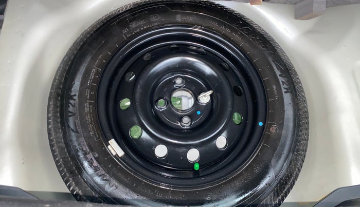 2017 Maruti Swift VXI O, Petrol, Manual, 37,485 km, Spare Tyre