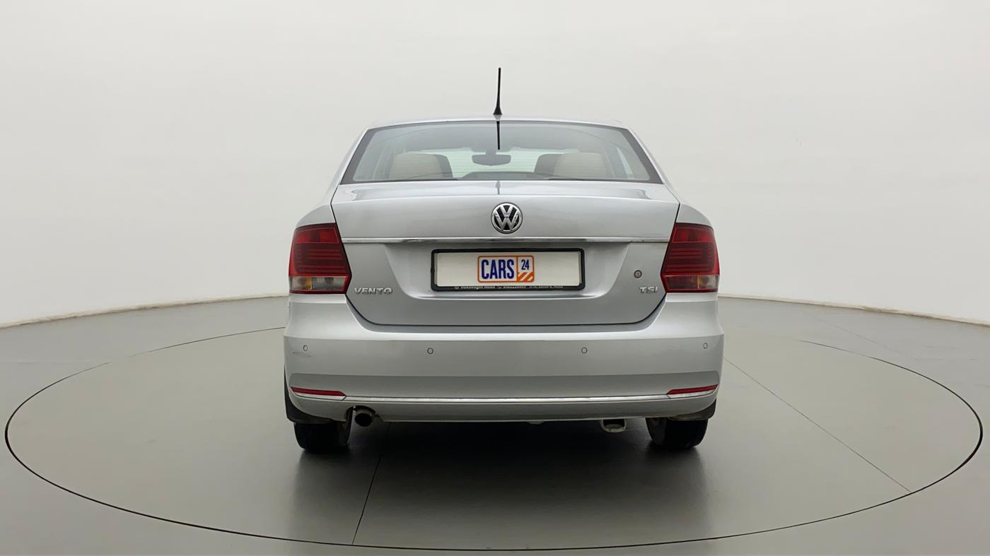 2018 Volkswagen Vento HIGHLINE PLUS 1.2 AT 16 ALLOY, Petrol, Automatic, 43,624 km, Back/Rear