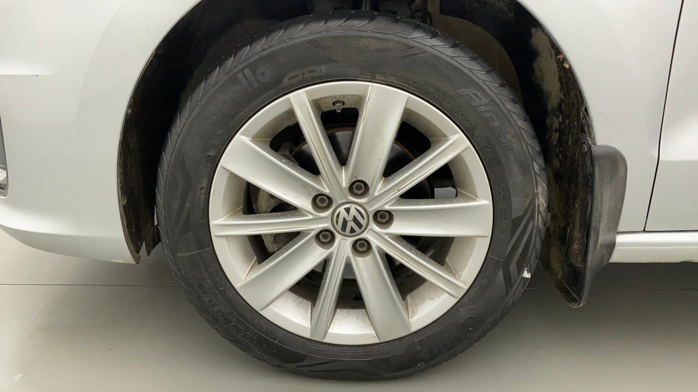 2018 Volkswagen Vento HIGHLINE PLUS 1.2 AT 16 ALLOY, Petrol, Automatic, 43,624 km, Left Front Wheel