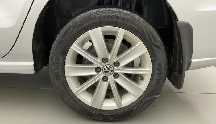 2018 Volkswagen Vento HIGHLINE PLUS 1.2 AT 16 ALLOY, Petrol, Automatic, 43,624 km, Left Rear Wheel