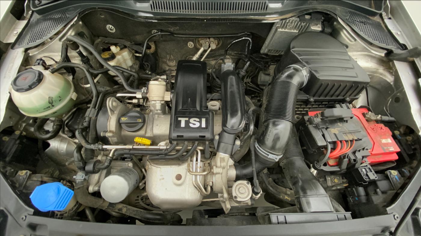 2018 Volkswagen Vento HIGHLINE PLUS 1.2 AT 16 ALLOY, Petrol, Automatic, 43,624 km, Open Bonet