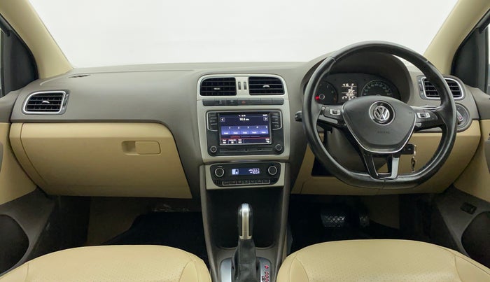 2018 Volkswagen Vento HIGHLINE PLUS 1.2 AT 16 ALLOY, Petrol, Automatic, 43,624 km, Dashboard