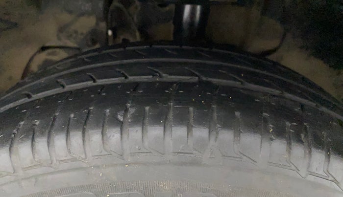 2022 Tata Tiago XT CNG, CNG, Manual, 49,959 km, Left Front Tyre Tread