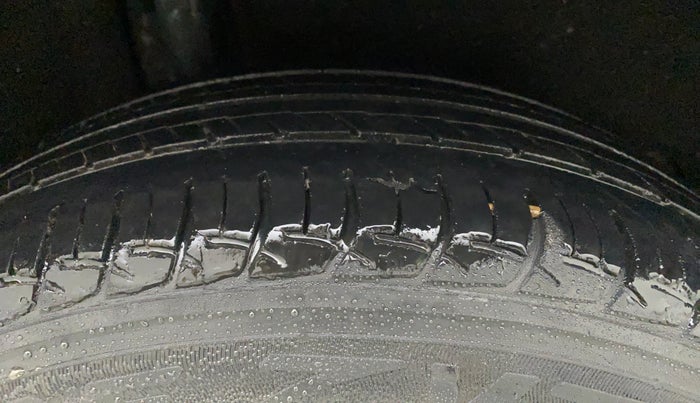 2017 Maruti Baleno DELTA PETROL 1.2, Petrol, Manual, 71,475 km, Right Rear Tyre Tread