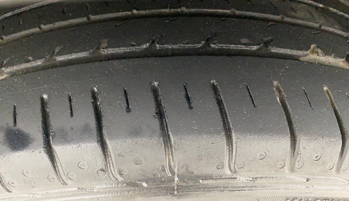 2019 Hyundai Creta E PLUS 1.6 PETROL, Petrol, Manual, 45,377 km, Left Front Tyre Tread