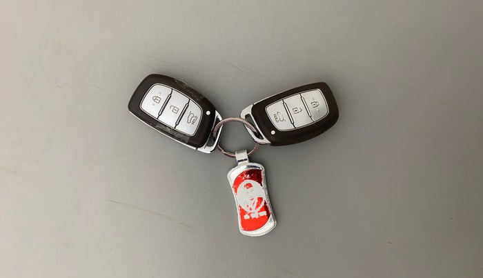 2019 Hyundai Elite i20 ASTA (O) CVT, Petrol, Automatic, 62,415 km, Key Close Up