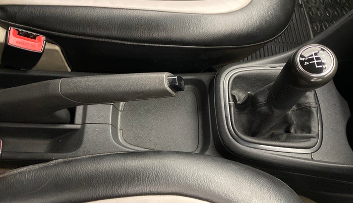 2010 Volkswagen Polo COMFORTLINE 1.2L PETROL, Petrol, Manual, 91,696 km, Gear Lever