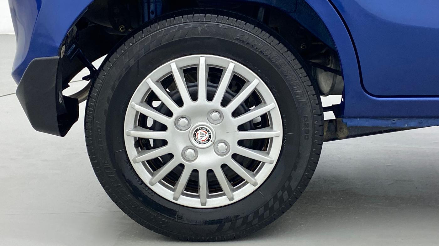 2015 Maruti Alto 800 LXI, Petrol, Manual, 82,708 km, Right Rear Wheel