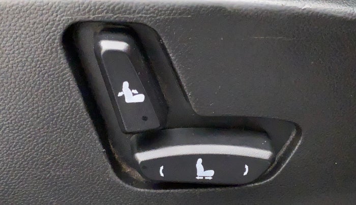 2020 MG HECTOR SHARP 2.0 DIESEL DUAL TONE, Diesel, Manual, 63,301 km, Driver Side Adjustment Panel
