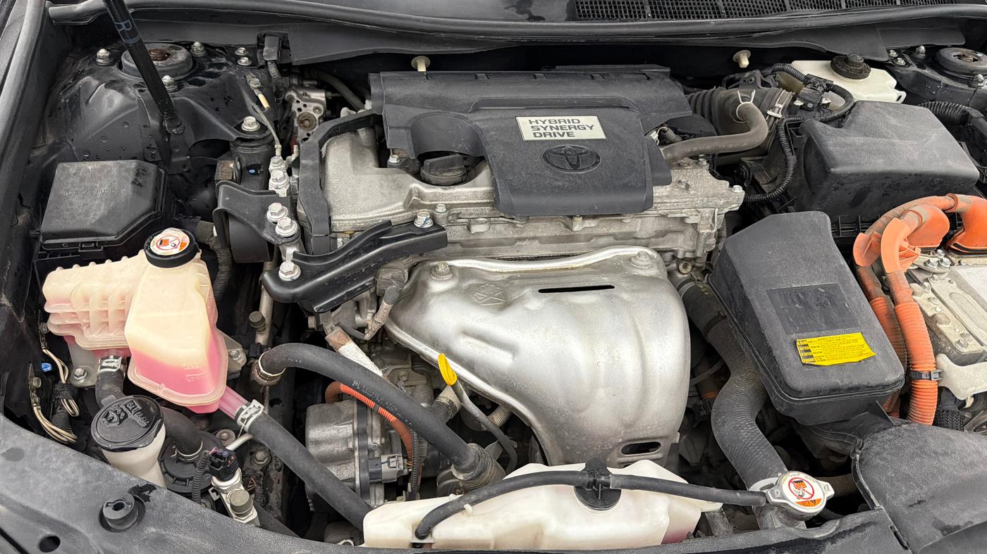 2017 Toyota Camry HYBRID, Hybrid, Automatic, 89,553 km, Engine View - Right