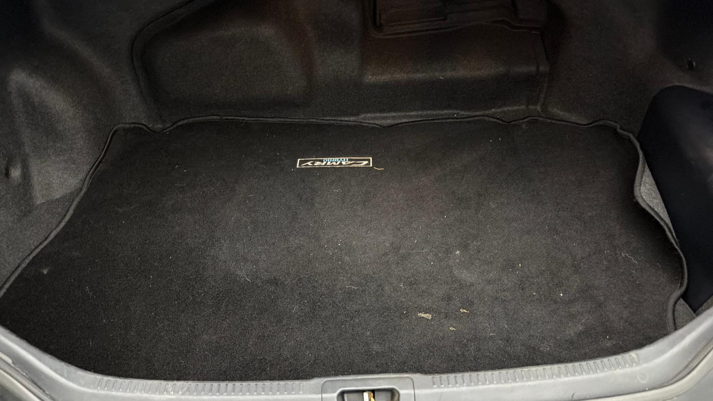 2017 Toyota Camry HYBRID, Hybrid, Automatic, 89,553 km, Boot Inside