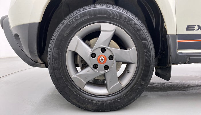 2015 Renault Duster RXL 85PS EXPLORE, Diesel, Manual, 92,782 km, Left Front Wheel