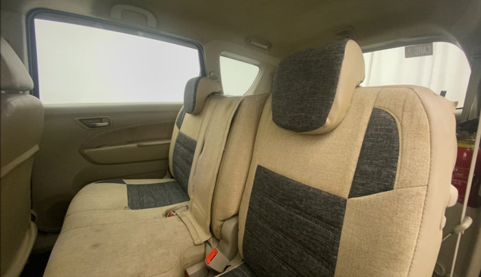 2015 Maruti Ertiga VXI CNG, CNG, Manual, 35,000 km, Right Side Rear Door Cabin