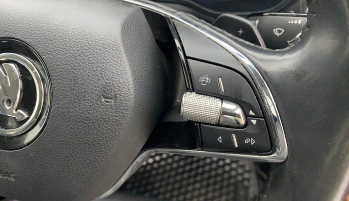 2021 Skoda KUSHAQ STYLE 1.0L TSI AT, Petrol, Automatic, 28,029 km, Adaptive Cruise Control