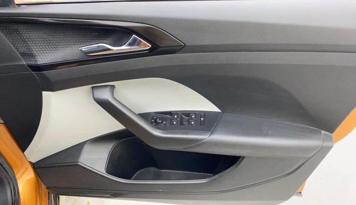 2021 Skoda KUSHAQ STYLE 1.0L TSI AT, Petrol, Automatic, 28,029 km, Driver Side Door Panels Control