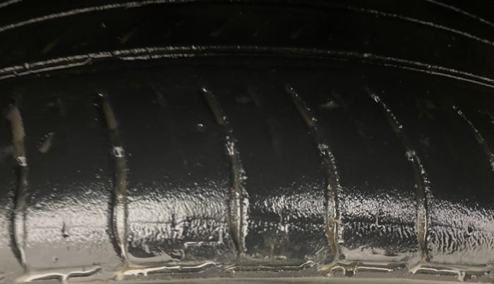 2020 Hyundai NEW I20 ASTA (O) 1.0 TURBO GDI DCT, Petrol, Automatic, 41,392 km, Right Front Tyre Tread