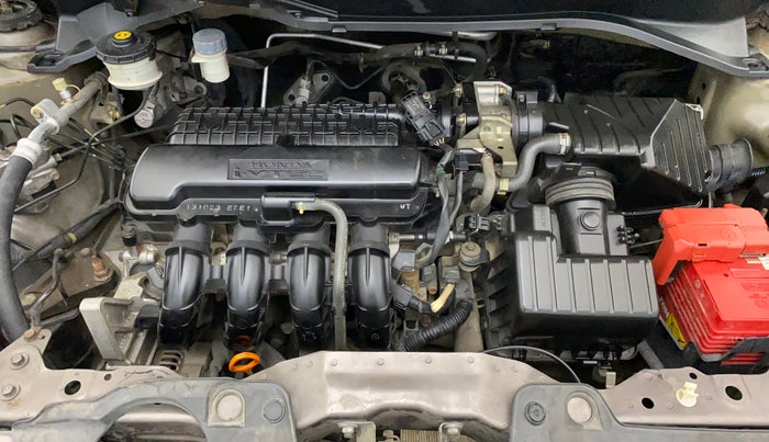 2013 Honda Amaze 1.2L I-VTEC S, Petrol, Manual, 65,197 km, Engine View