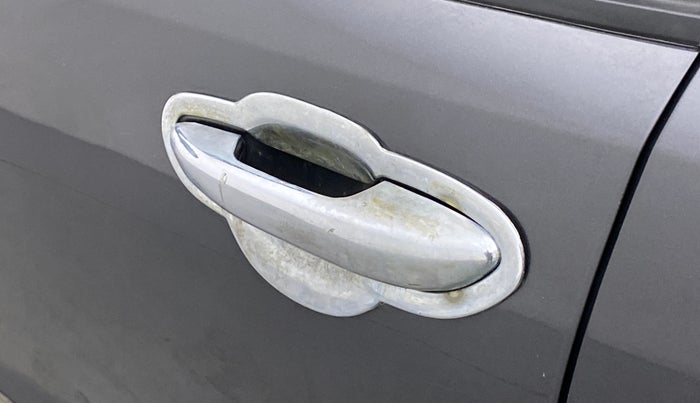 2019 Hyundai GRAND I10 NIOS SPORTZ 1.2 KAPPA VTVT, Petrol, Manual, 18,111 km, Front passenger door - Chrome on handle has slight discoularation