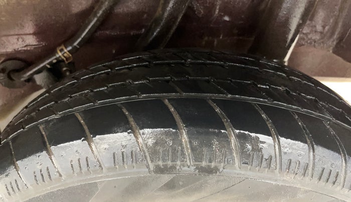 2017 Honda Amaze 1.2L I-VTEC S OPT, Petrol, Manual, 69,498 km, Left Rear Tyre Tread