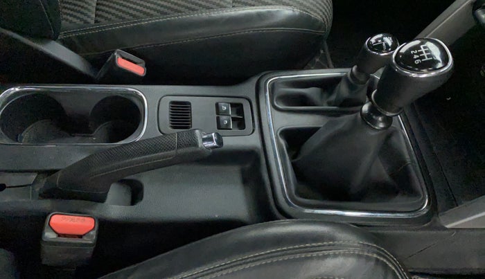 2020 Mahindra Thar LX HARD TOP 4WD MT, Diesel, Manual, 36,304 km, Gear Lever