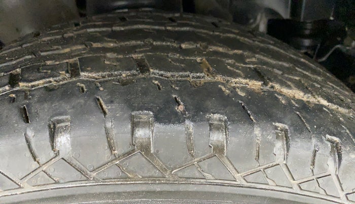 2020 Mahindra Thar LX HARD TOP 4WD MT, Diesel, Manual, 36,304 km, Right Front Tyre Tread