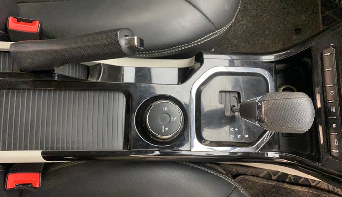 2020 Tata NEXON XZA PLUS (O) PETROL, Petrol, Automatic, 48,854 km, Gear Lever