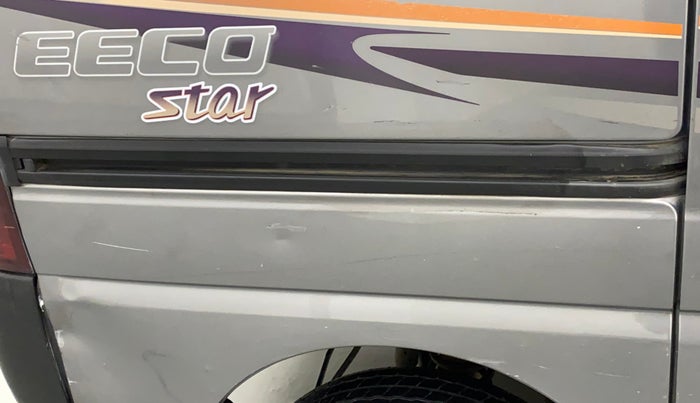 2018 Maruti Eeco 5 STR CNG WITH AC PLUSHTR, CNG, Manual, 67,576 km, Right quarter panel - Minor scratches