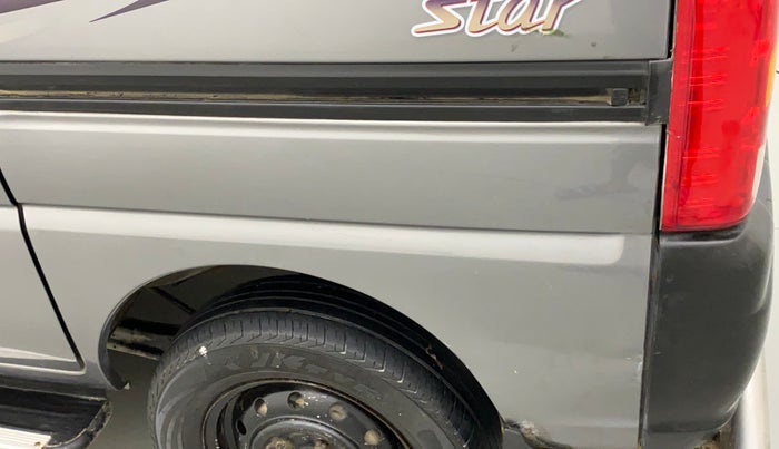 2018 Maruti Eeco 5 STR CNG WITH AC PLUSHTR, CNG, Manual, 67,576 km, Left quarter panel - Slightly dented