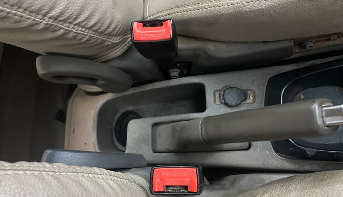 2013 Hyundai i10 SPORTZ 1.2 AT, Petrol, Automatic, 84,378 km, Driver Side Adjustment Panel