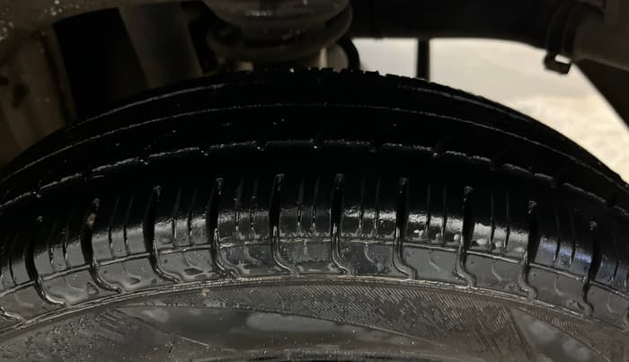 2019 Maruti Alto 800 LXI, Petrol, Manual, 20,519 km, Left Rear Tyre Tread