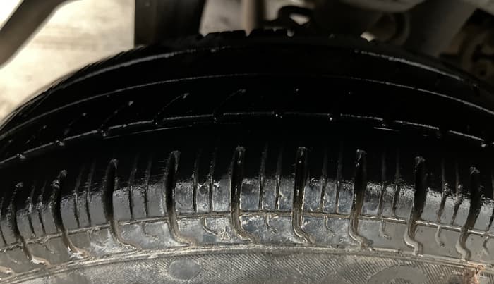 2019 Maruti Alto 800 LXI, Petrol, Manual, 20,519 km, Right Rear Tyre Tread
