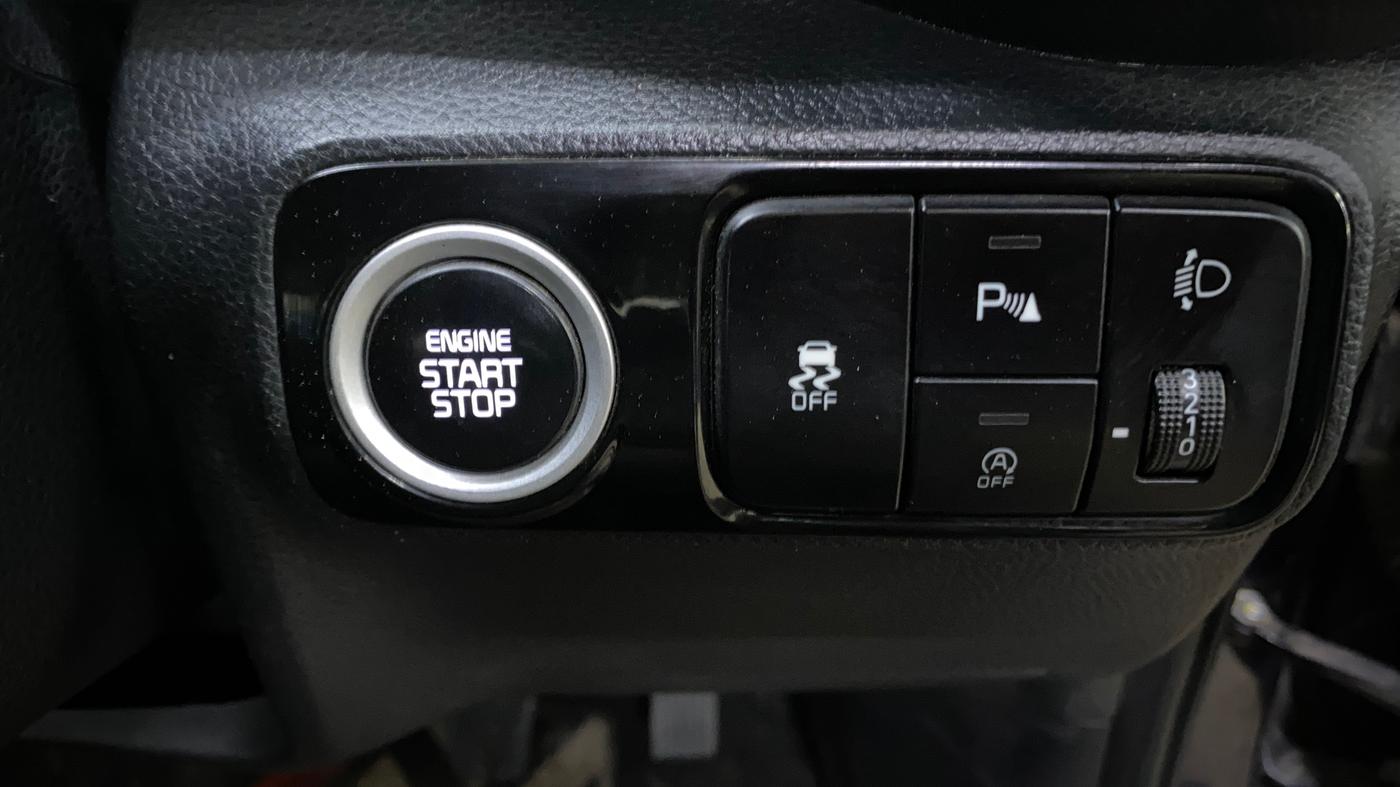 2024 KIA SONET HTK PLUS 1.2 PETROL MT, Petrol, Manual, 24,928 km, Keyless Start/ Stop Button