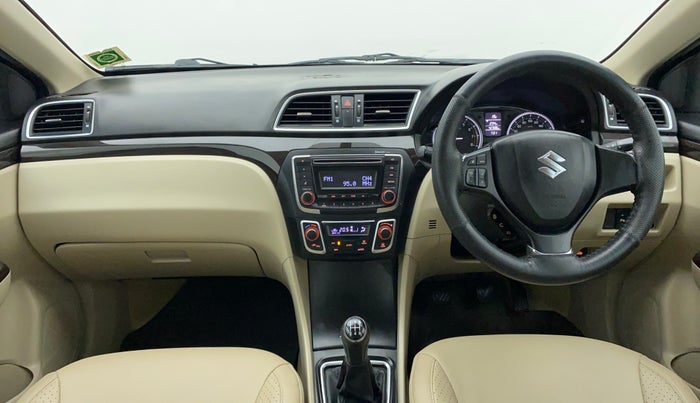 2017 Maruti Ciaz ZXI, Petrol, Manual, 42,387 km, Dashboard