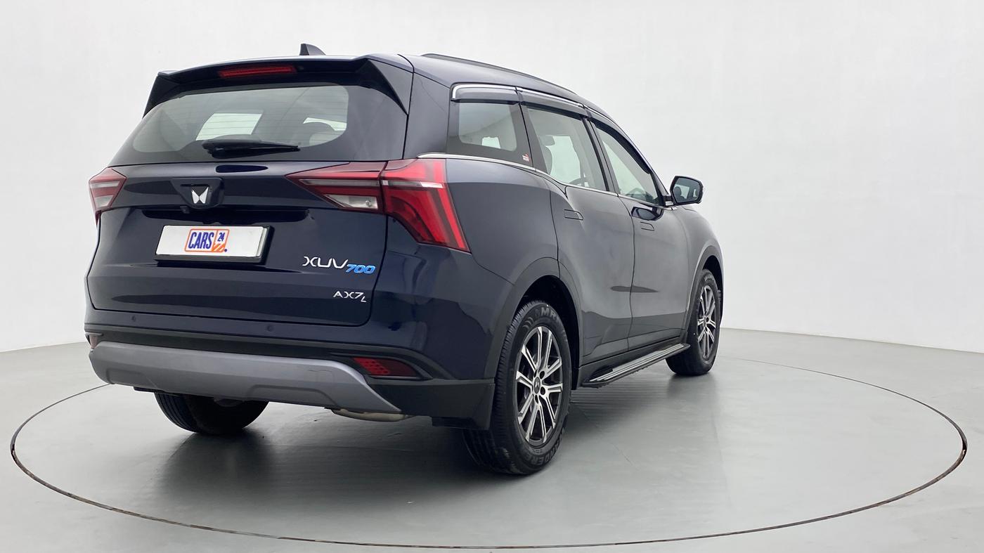 2021 Mahindra XUV700 AX 7 LUXURY P AT 7 STR, Petrol, Automatic, 9,178 km, Right Back Diagonal