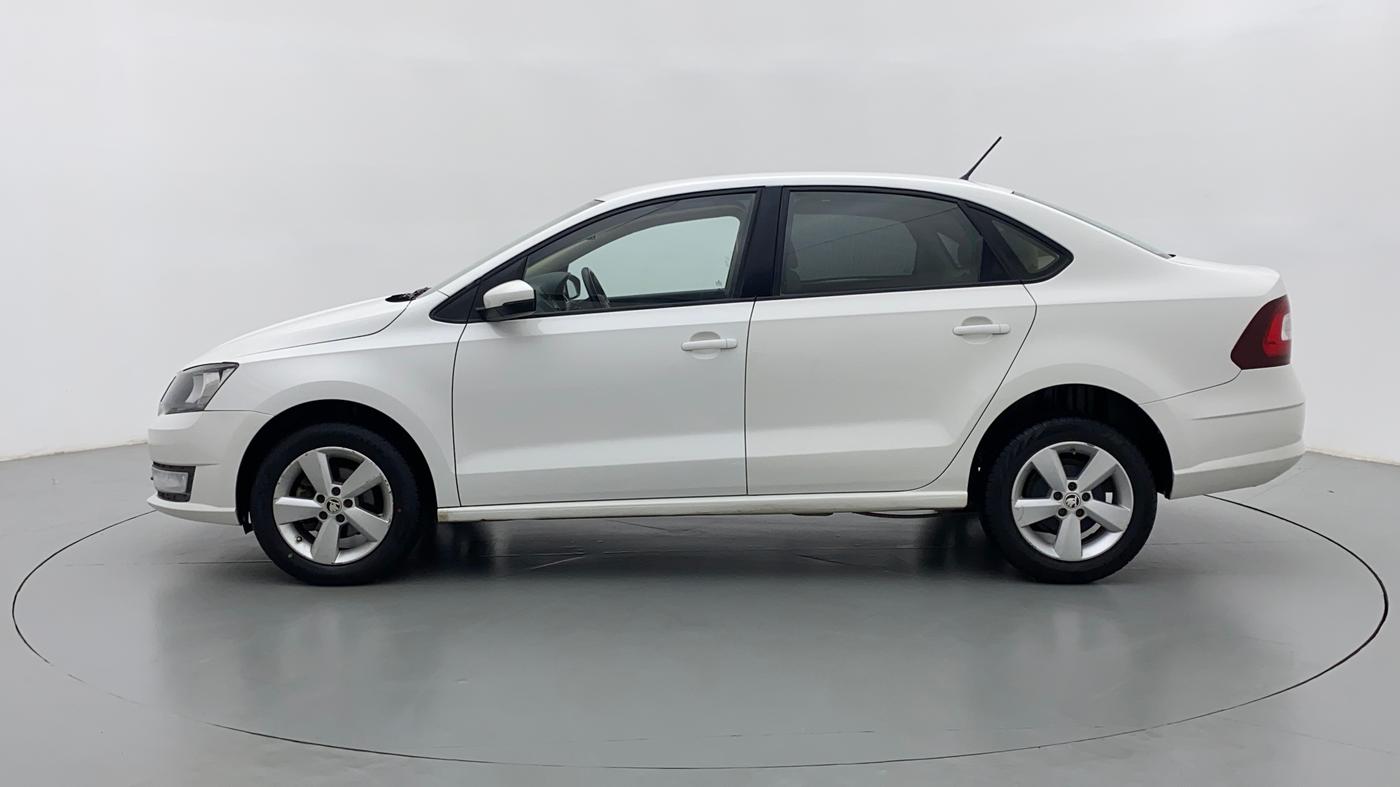 2017 Skoda Rapid 1.5 TDI AT AMBITION, Diesel, Automatic, 40,516 km, Left Side
