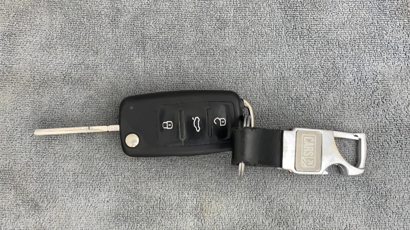 2013 Volkswagen Polo COMFORTLINE 1.2L PETROL, Petrol, Manual, 56,657 km, Key Close Up